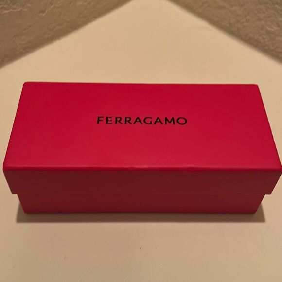 Ferragamo Womens Marchon Sunglasses Black Cateye Frame Silver Accent Modern NWT - Picture 3 of 16